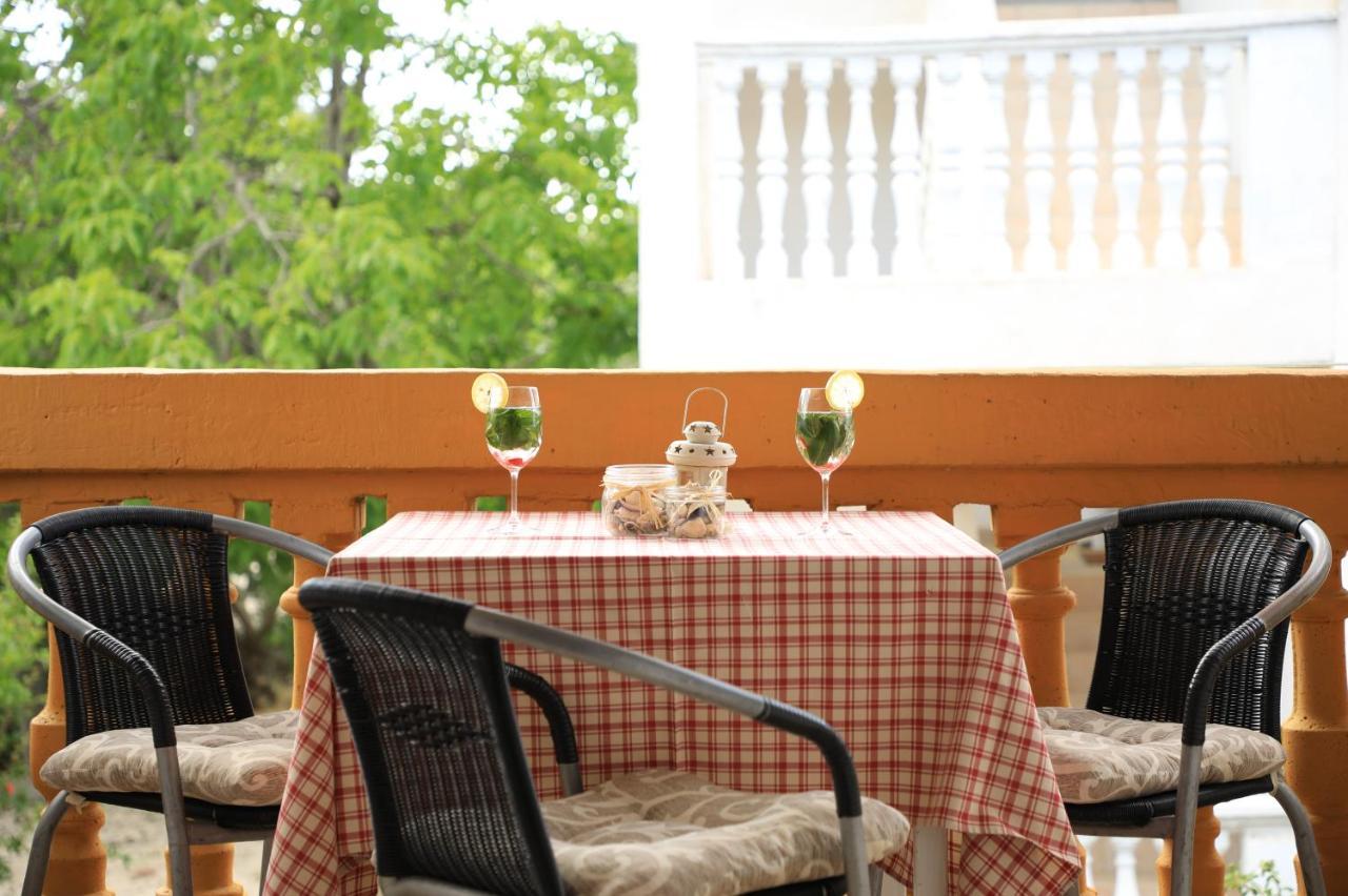 Apartmani Sarlija ปาโกชตาเน ภายนอก รูปภาพ